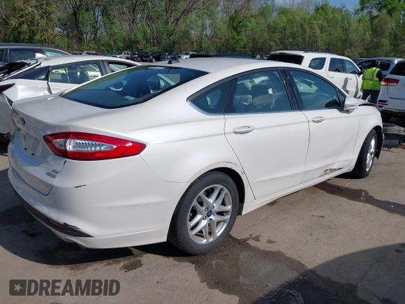 2014 Ford Fusion SE with VIN 1FA6P0HD7E5366678, listed as a IAAI auction lot 42036732 with 115,036 mi miles and . Bid and sale history available at DreamBid. Image 4.