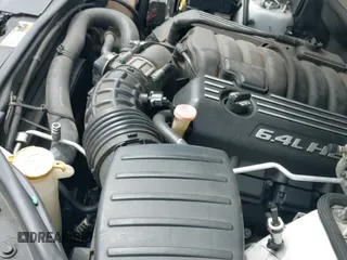 2014 Jeep Grand Cherokee SRT-8 z VIN 1C4RJFDJ7EC536055, wystawiony jako IAAI lot #42194498 z przebiegiem 80 241 mil mil oraz . Historia ofert i sprzedaży dostępna na DreamBid. Obrazek 19.