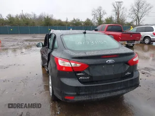 2013 Ford Focus SE with VIN 1FADP3F22DL169261, listed as a IAAI auction lot 41731159 with 149,633 mi miles. Bid and sale history available at carsss.com. Image 3.