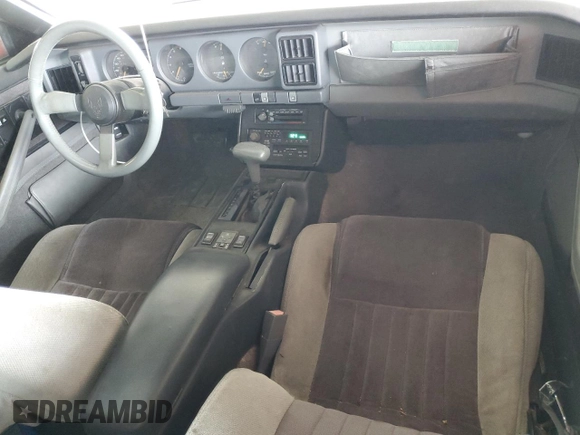 1986 Pontiac Firebird with VIN 1G2FX87S7GL202276, listed as a Copart auction lot 46745175 with 32,777 mi miles and Clean title. Bid and sale history available at DreamBid. Image 8.