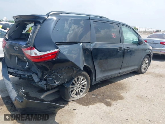 2016 Toyota Sienna XLE z VIN 5TDYK3DC5GS703586, wystawiony jako IAAI lot #42323587 z przebiegiem 127 640 mil mil oraz . Historia ofert i sprzedaży dostępna na DreamBid. Obrazek 4.
