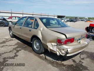 1996 Chevrolet Caprice Classic 1SA Special Value Pkg with VIN 1G1BL52P9TR190980, listed as a IAAI auction lot 42019775 with 135,432 mi miles. Bid and sale history available at carsss.com. Image 3.