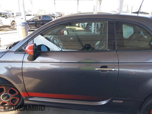 2018 FIAT 500e with VIN 3C3CFFGE7JT377434, listed as a IAAI auction lot 41670411 with 30,593 mi miles. Bid and sale history available at carsss.com. Image 14.