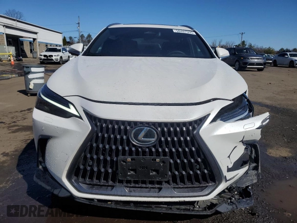 2024 Lexus NX 450h+ Luxury z VIN JTJHKCFZ0R2040386, wystawiony jako Copart lot #50497555 z przebiegiem 18 410 mil mil oraz Szkoda całkowita • Salvage title. Historia ofert i sprzedaży dostępna na DreamBid. Obrazek 5.