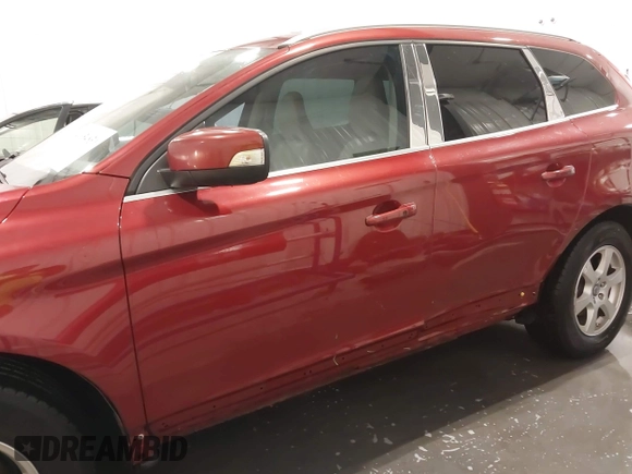 2011 Volvo XC60 3.2L with VIN YV4940DZ2B2189727, listed as a IAAI auction lot 41954830 with 141,503 mi miles and . Bid and sale history available at DreamBid. Image 6.