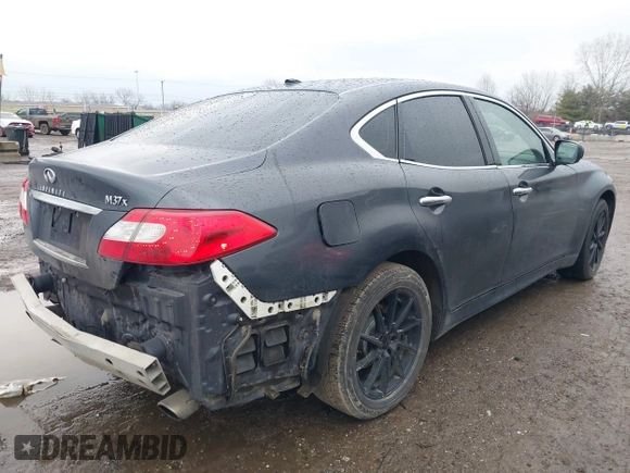 2011 Infiniti M37 with VIN JN1BY1AR3BM375528, listed as a IAAI auction lot 41564370 with 174,701 mi miles. Bid and sale history available at carsss.com. Image 4.