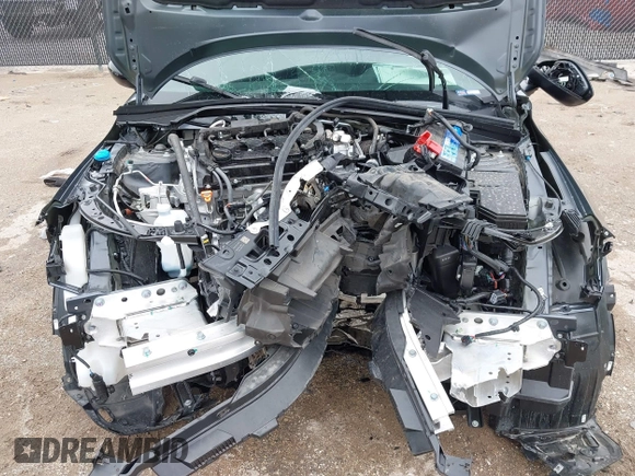 2025 Honda Civic Sport z VIN 19XFL2H84SE003646, wystawiony jako IAAI lot #42158531 z przebiegiem Nie podano mil oraz . Historia ofert i sprzedaży dostępna na DreamBid. Obrazek 10.