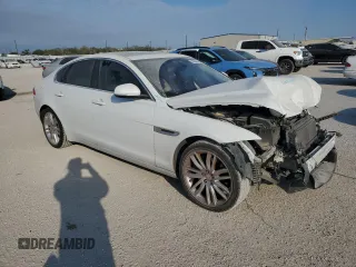 2016 Jaguar XF 35t Prestige with VIN SAJBE4BV5GCY16769, listed as a Copart auction lot 76058864 with 122,649 mi miles and Salvage Title. Bid and sale history available at carsss.com. Image 4.