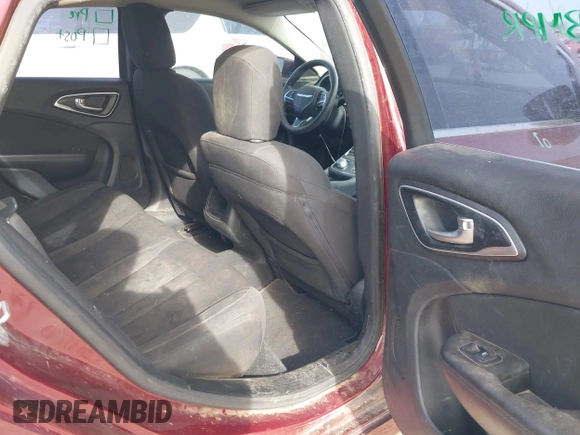 2015 Chrysler 200 Limited with VIN 1C3CCCAB1FN632818, listed as a IAAI auction lot 41921516 with 112,295 mi miles. Bid and sale history available at carsss.com. Image 8.