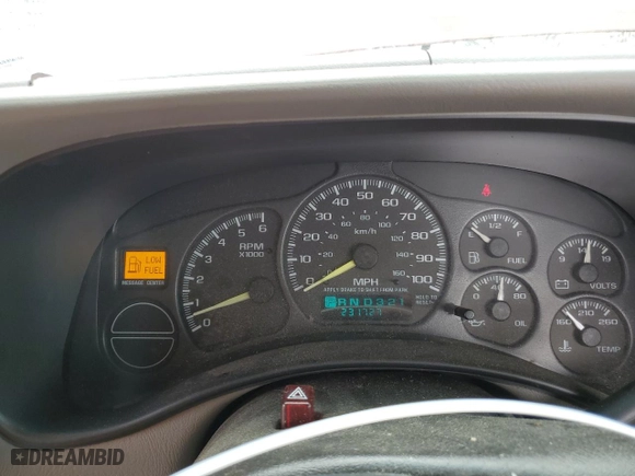 2000 Chevrolet Silverado 1500 with VIN 1GCEC14V5YE364695, listed as a Copart auction lot 54573724 with 231,727 mi miles and Salvage Title. Bid and sale history available at carsss.com. Image 9.