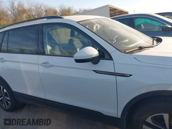 2024 Volkswagen Tiguan S with VIN 3VVRB7AX7RM041291, listed as a IAAI auction lot 41793818 with 24,004 mi miles and . Bid and sale history available at DreamBid. Image 13.