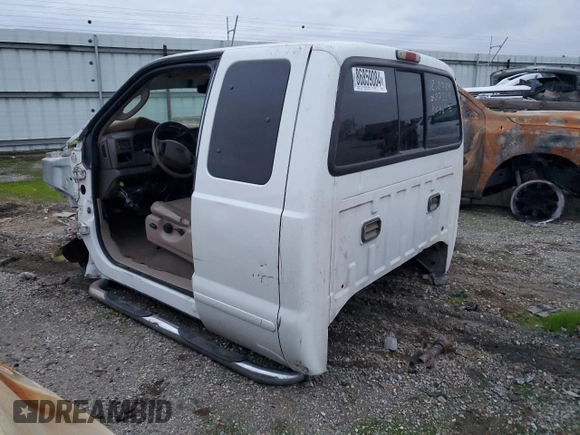 2003 Ford Super Duty F-250 XL with VIN 1FTNX21P33EC60490, listed as a Copart auction lot 86859084 with 0 mi miles and Non Repairable. Bid and sale history available at carsss.com. Image 2.