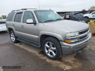 2002 Chevrolet Tahoe LS with VIN 1GNEK13Z12R307523, listed as a IAAI auction lot 41979897 with 196,180 mi miles. Bid and sale history available at carsss.com. Image 1.
