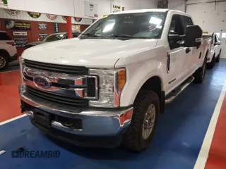 2017 Ford F-250 Lariat z VIN 1FT7W2BT0HEB48762, wystawiony jako IAAI lot #42575793 z przebiegiem 293 602 mil mil oraz . Historia ofert i sprzedaży dostępna na DreamBid. Obrazek 20.