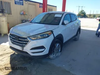 2017 Hyundai Tucson SE with VIN KM8J23A45HU328404, listed as a IAAI auction lot 41695180 with 120,458 mi miles. Bid and sale history available at carsss.com. Image 17.