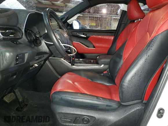 2021 Toyota Highlander XSE with VIN 5TDJZRBH8MS139426, listed as a Copart auction lot 52089635 with 56,251 mi miles and Salvage title. Bid and sale history available at DreamBid. Image 7.
