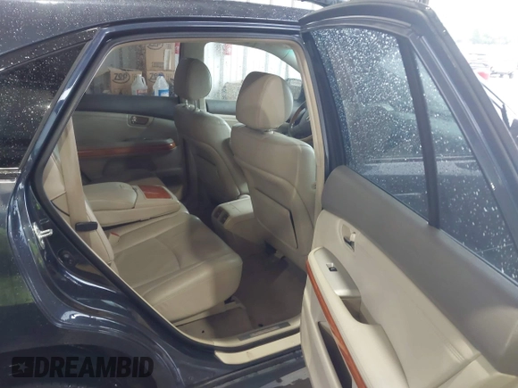 2004 Lexus RX 330 z VIN 2T2HA31U64C004323, wystawiony jako IAAI lot #42247104 z przebiegiem 200 765 mil mil oraz . Historia ofert i sprzedaży dostępna na DreamBid. Obrazek 8.
