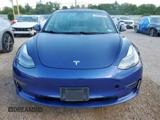 2022 Tesla Model 3 Long Range z VIN 5YJ3E1EBXNF286169, wystawiony jako Copart lot #59639655 z przebiegiem 138 673 mil mil oraz Czysty tytuł • Clean title. Historia ofert i sprzedaży dostępna na DreamBid. Obrazek 5.