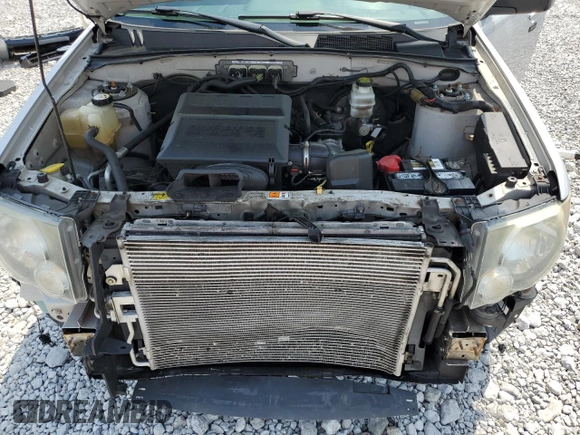 2011 Ford Escape XLT z VIN 1FMCU9DG8BKA85654, wystawiony jako Copart lot #64616925 z przebiegiem 188 948 mil mil oraz Szkoda całkowita • Salvage title. Historia ofert i sprzedaży dostępna na DreamBid. Obrazek 12.