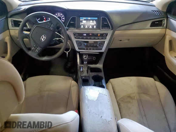 2016 Hyundai Sonata SE z VIN 5NPE24AF7GH260421, wystawiony jako Copart lot #59781355 z przebiegiem 134 666 mil mil oraz Czysty tytuł • Clean title. Historia ofert i sprzedaży dostępna na DreamBid. Obrazek 8.