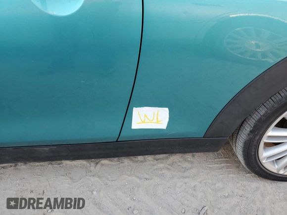 2021 MINI Convertible Cooper S z VIN WMWWJ5C08M3M08392, wystawiony jako Copart lot #76756444 z przebiegiem 8 634 mil mil oraz Nie do naprawy • Non repairable. Historia ofert i sprzedaży dostępna na DreamBid. Obrazek 12.