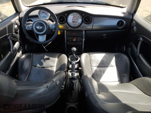 2006 MINI Hardtop with VIN WMWRC33596TK70842, listed as a Copart auction lot 59630865 with 150,866 mi miles and Clean title. Bid and sale history available at DreamBid. Image 8.