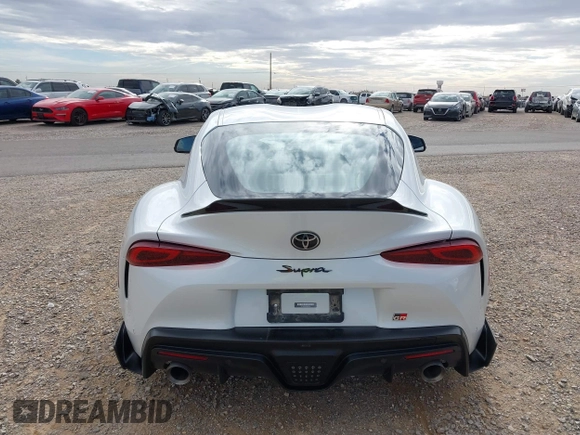 2022 Toyota GR Supra 3.0 with VIN WZ1DB0C06NW049264, listed as a IAAI auction lot 41168384 with 20,203 mi miles. Bid and sale history available at carsss.com. Image 16.