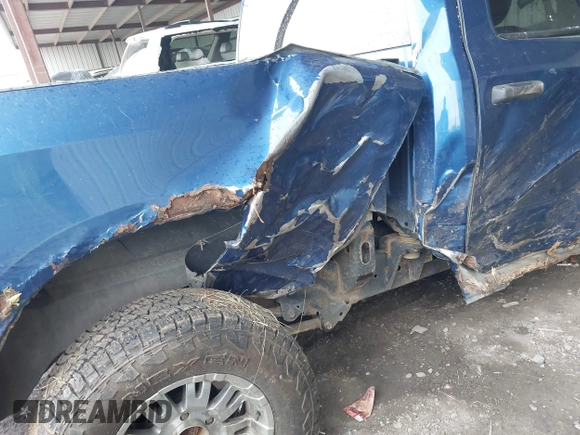 2010 Dodge 1500 SLT z VIN 1D7RB1GP0AS133301, wystawiony jako IAAI lot #42345144 z przebiegiem 236 082 mil mil oraz . Historia ofert i sprzedaży dostępna na DreamBid. Obrazek 6.