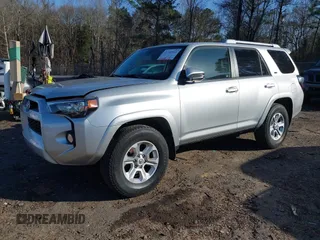 2017 Toyota 4Runner SR5 with VIN JTEZU5JR2H5153527, listed as a IAAI auction lot 41352819 with 109,868 mi miles and . Bid and sale history available at DreamBid. Image 2.