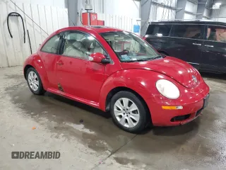 2009 Volkswagen New Beetle Coupe S with VIN 3VWRW31CX9M517782, listed as a Copart auction lot 48429385 with 140,034 mi miles and Salvage Title. Bid and sale history available at carsss.com. Image 4.