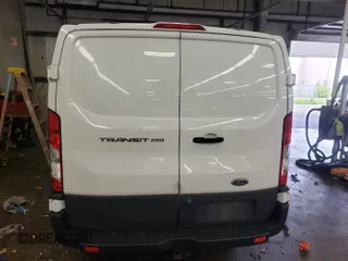 2020 Ford Transit Cargo with VIN 1FTBR2YG0LKA26098, listed as a IAAI auction lot 42905476 with 99,706 mi miles and . Bid and sale history available at DreamBid. Image 23.