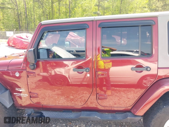 2007 Jeep Wrangler Unlimited Sahara with VIN 1J4GA59187L116585, listed as a IAAI auction lot 41996297 with 151,961 mi miles and . Bid and sale history available at DreamBid. Image 14.