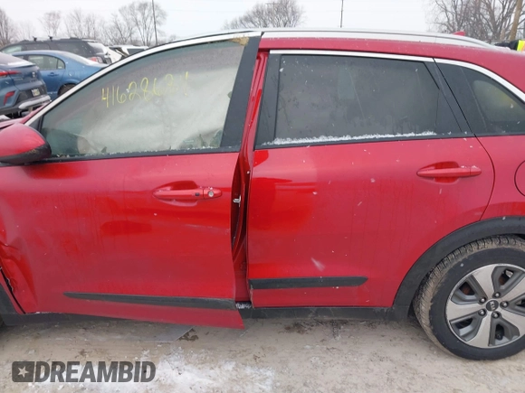 2019 Kia Niro LX with VIN KNDCB3LC7K5218814, listed as a IAAI auction lot 41628684 with 1 mi miles. Bid and sale history available at carsss.com. Image 14.