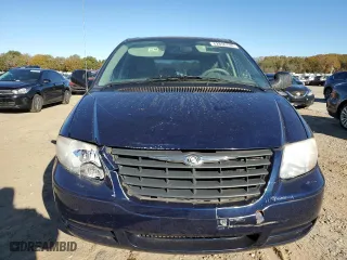 2006 Chrysler Town & Country SWB with VIN 1A4GP45R76B669995, listed as a Copart auction lot 82896794 with 87,934 mi miles and Salvage Title. Bid and sale history available at carsss.com. Image 5.