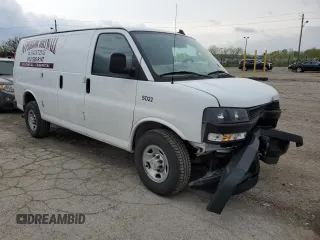 2022 Chevrolet Express Cargo z VIN 1GCWGAFP4N1280376, wystawiony jako Copart lot #54687655 z przebiegiem 63 251 mil mil oraz Szkoda całkowita • Salvage title. Historia ofert i sprzedaży dostępna na DreamBid. Obrazek 4.