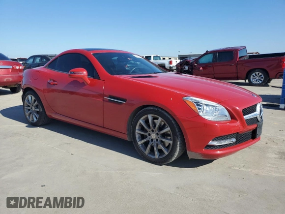 2016 Mercedes-Benz SLK 300 z VIN WDDPK3JAXGF119298, wystawiony jako Copart lot #43437575 z przebiegiem 28 940 mil mil oraz Szkoda całkowita • Salvage title. Historia ofert i sprzedaży dostępna na DreamBid. Obrazek 4.