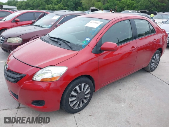 2007 Toyota Yaris with VIN JTDBT903071077664, listed as a IAAI auction lot 42175827 with 154,079 mi miles. Bid and sale history available at carsss.com. Image 2.