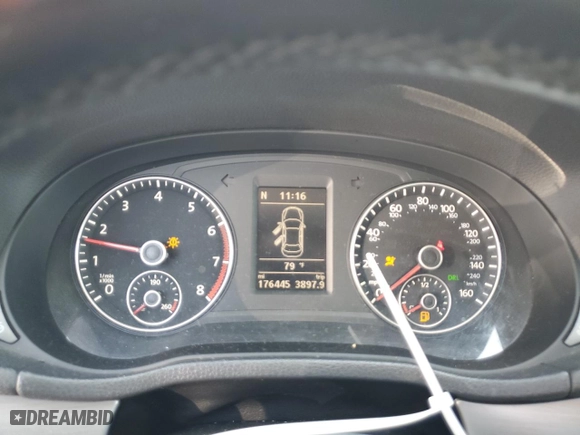 2014 Volkswagen Passat SE with VIN 1VWBP7A36EC002280, listed as a Copart auction lot 45339645 with 176,445 mi miles and Salvage Title. Bid and sale history available at carsss.com. Image 9.