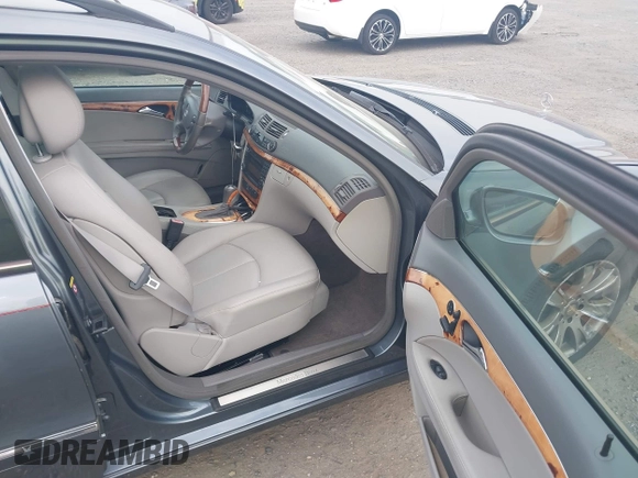 2009 Mercedes-Benz E 350 with VIN WDBUH87X79B374536, listed as a IAAI auction lot 42491326 with 145,885 mi miles and . Bid and sale history available at DreamBid. Image 5.