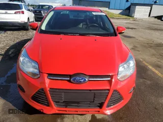 2013 Ford Focus SE with VIN 1FADP3F2XDL351192, listed as a Copart auction lot 58004435 with 83,664 mi miles and Clean title. Bid and sale history available at DreamBid. Image 5.