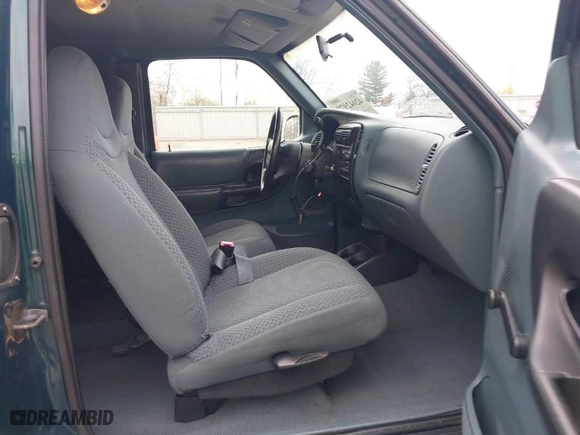 1998 Ford Ranger XL with VIN 1FTYR14U8WTA81722, listed as a IAAI auction lot 42042978 with 105,336 mi miles. Bid and sale history available at carsss.com. Image 5.