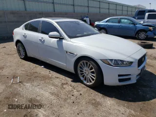 2017 Jaguar XE 35t First Edition with VIN SAJAH4BV0HA946894, listed as a Copart auction lot 58492854 with 76,141 mi miles and Salvage Title. Bid and sale history available at carsss.com. Image 4.