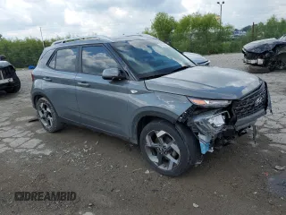 2022 Hyundai Venue SEL with VIN KMHRC8A39NU132790, listed as a Copart auction lot 58782655 with 39,532 mi miles and Salvage title. Bid and sale history available at DreamBid. Image 4.
