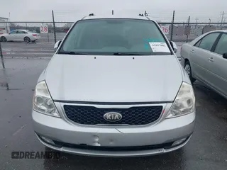 2014 Kia Sedona EX with VIN KNDMH4C76E6541200, listed as a IAAI auction lot 41657002 with 141,377 mi miles. Bid and sale history available at carsss.com. Image 6.