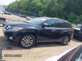 2016 Nissan Pathfinder SL z VIN 5N1AR2MM7GC604846, wystawiony jako IAAI lot #42507502 z przebiegiem 154 262 mil mil oraz . Historia ofert i sprzedaży dostępna na DreamBid. Obrazek 14.
