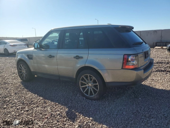 2010 Land Rover Range Rover Sport HSE LUX with VIN SALSK2D49AA244679, listed as a Copart auction lot 88276705 with 170,214 mi miles and Clean Title. Bid and sale history available at carsss.com. Image 2.