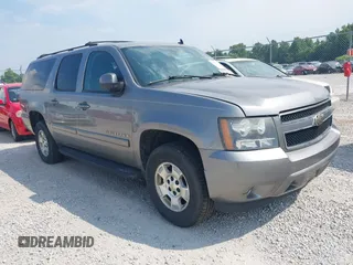 2008 Chevrolet Suburban LTZ with VIN 3GNFK16398G157486, listed as a IAAI auction lot 42560730 with 311,851 mi miles and . Bid and sale history available at DreamBid. Image 1.
