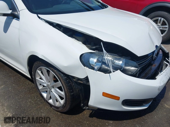 2014 Volkswagen Jetta TDI with VIN 3VWPL7AJ0EM611346, listed as a IAAI auction lot 42533049 with 131,929 mi miles and . Bid and sale history available at DreamBid. Image 17.