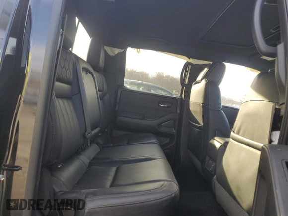 2022 Nissan Frontier Pro-4X z VIN 1N6ED1EK4NN686366, wystawiony jako Copart lot #46265815 z przebiegiem 50 753 mil mil oraz Szkoda całkowita • Salvage title. Historia ofert i sprzedaży dostępna na DreamBid. Obrazek 10.