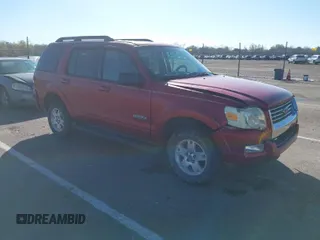 2008 Ford Explorer XLT with VIN 1FMEU73E78UB07508, listed as a IAAI auction lot 41646107 with 230,214 mi miles. Bid and sale history available at carsss.com. Image 1.